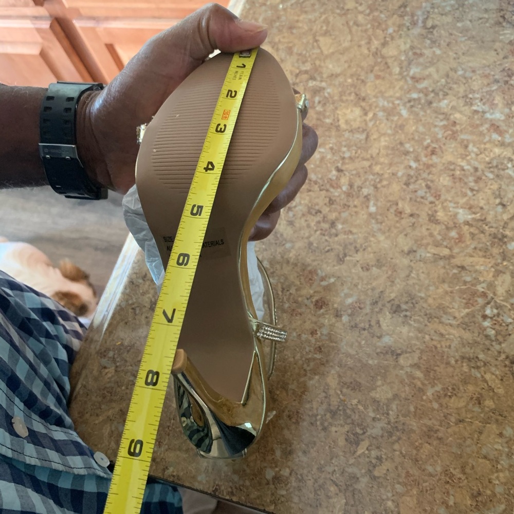 Shoe - Picture 6 of 6